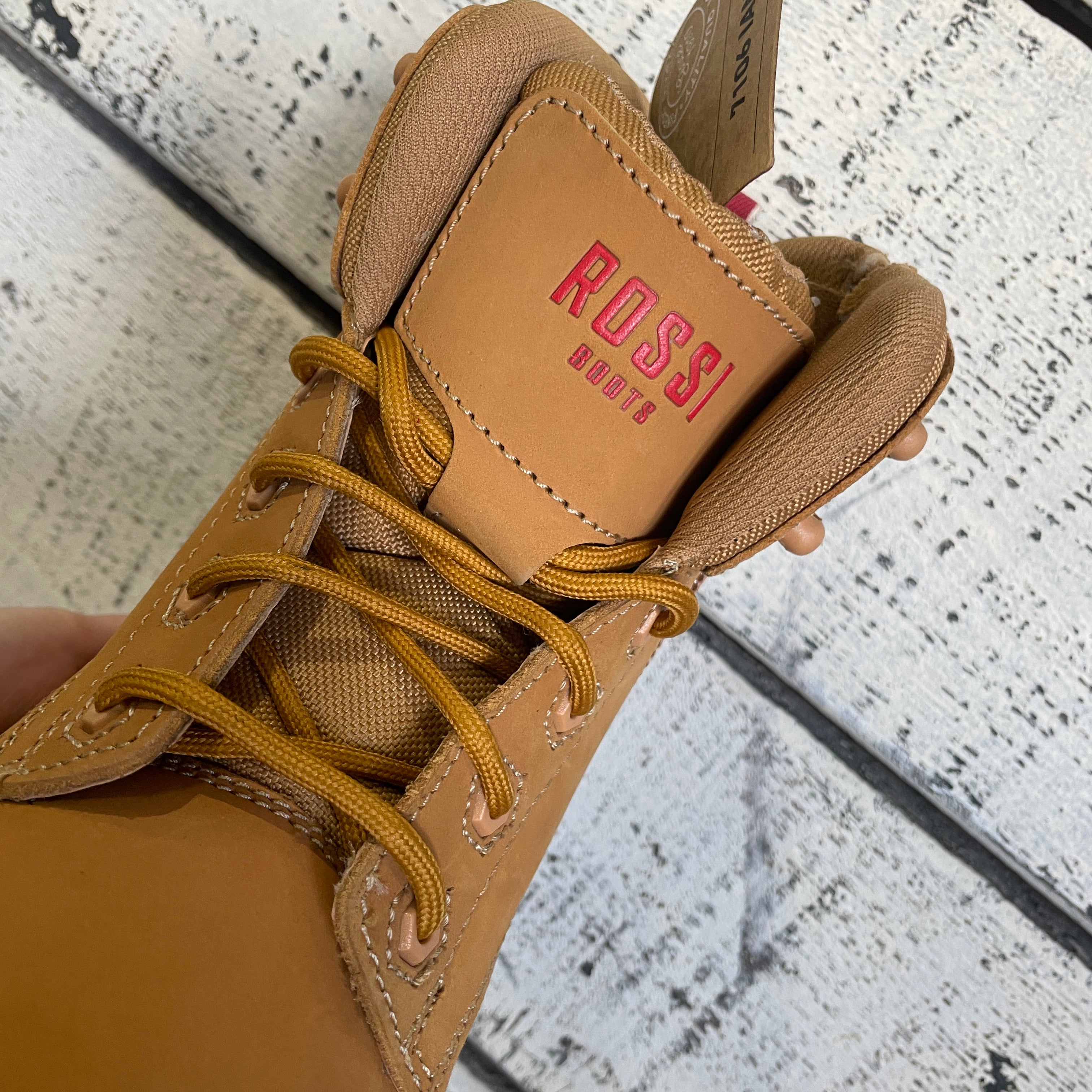 Ian ROSSI-Western Culture Leather