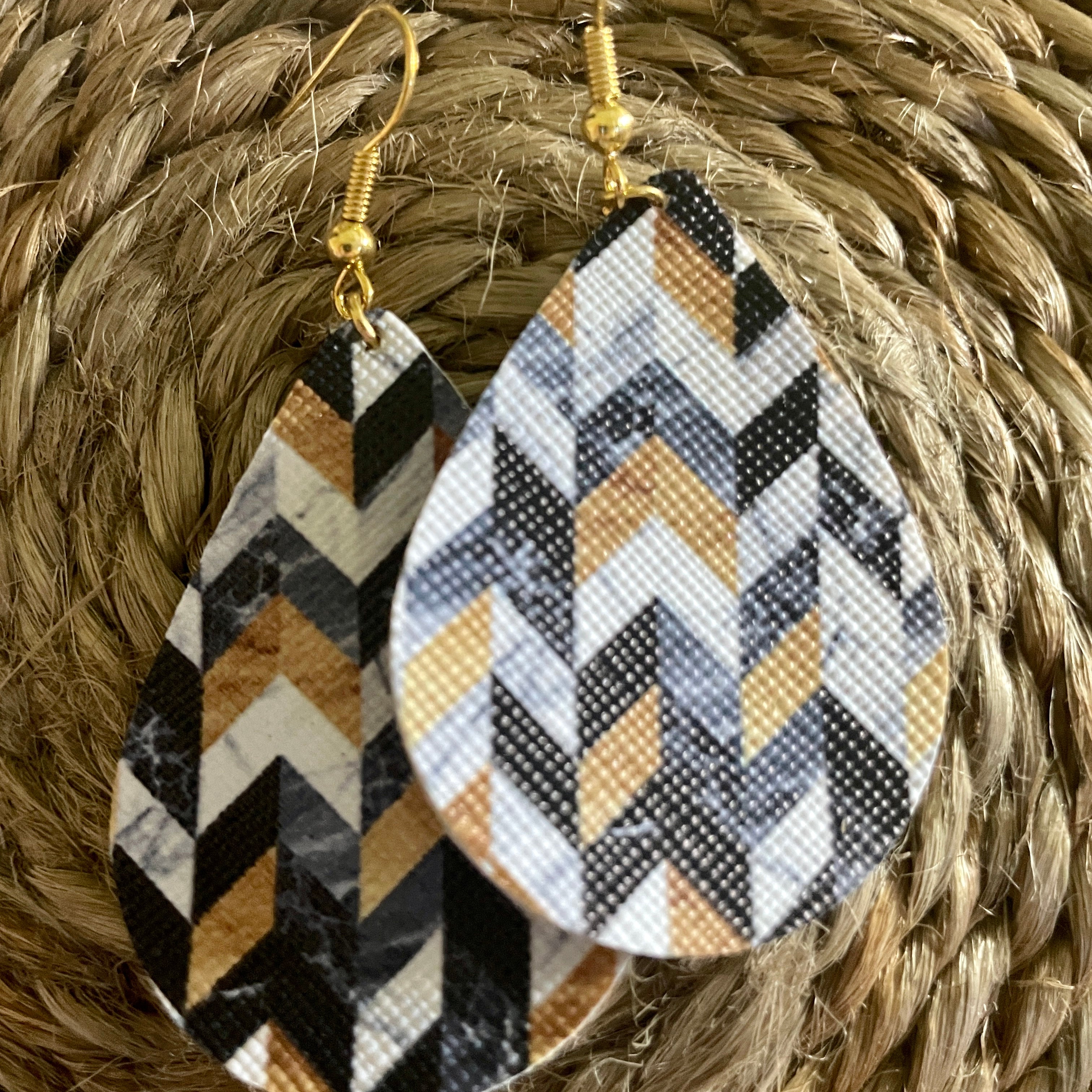 Delilah earring-Western Culture Leather