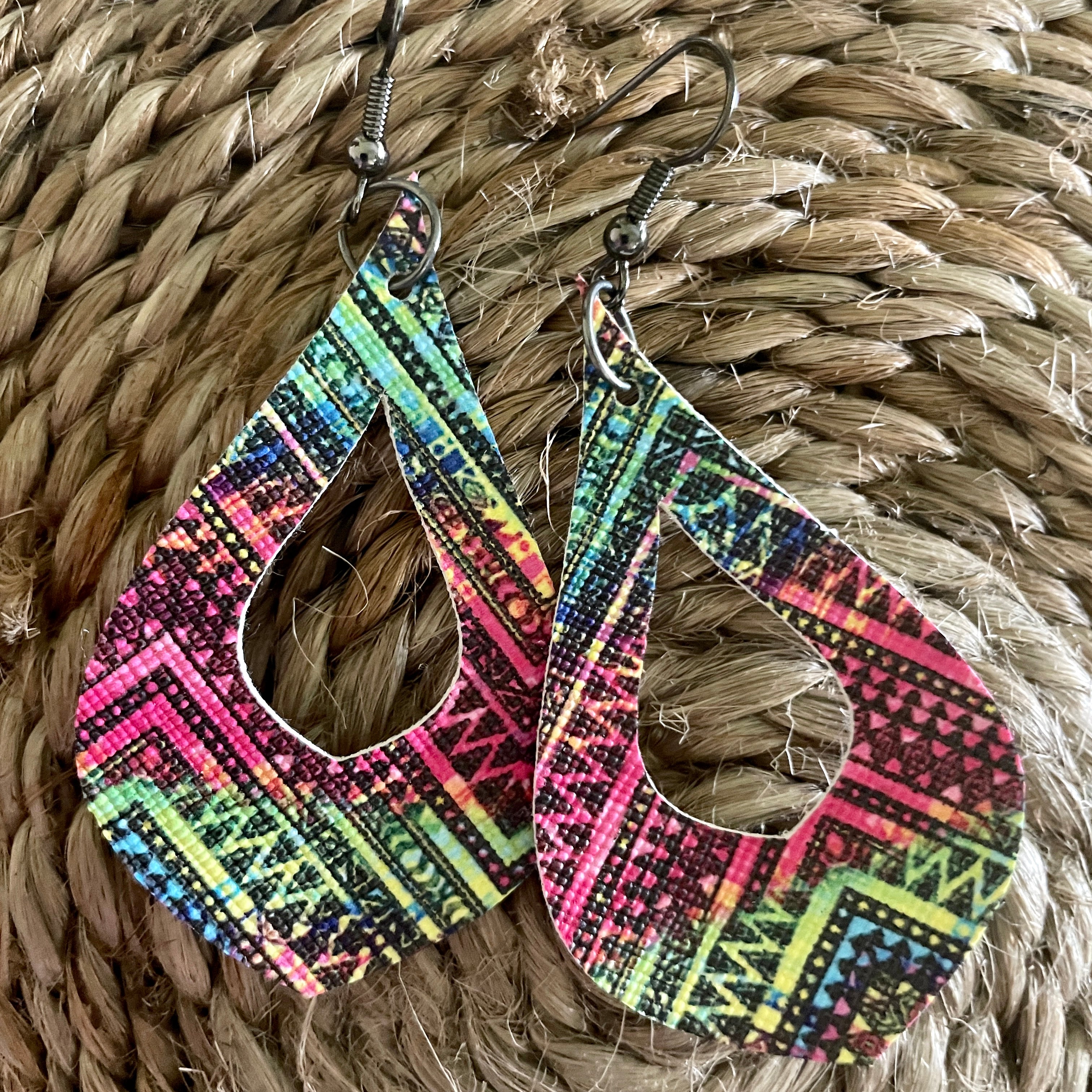 Western Dangle teardrop-Western Culture Leather